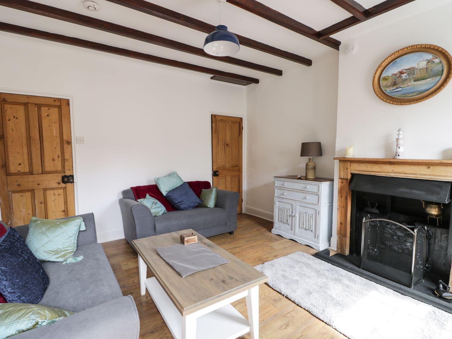 Pebble Cottage Уитби Екстериор снимка